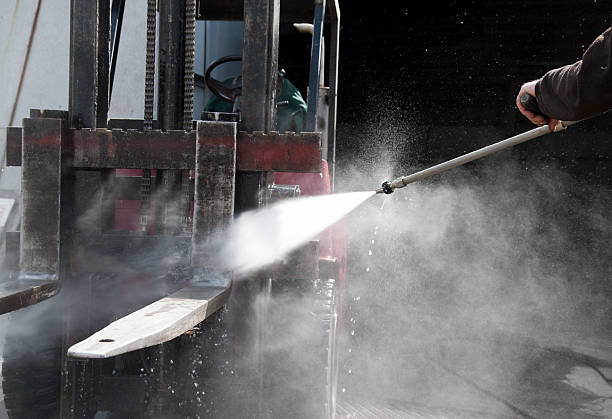 Playground Equipment Cleaning in Reedsburg, WI